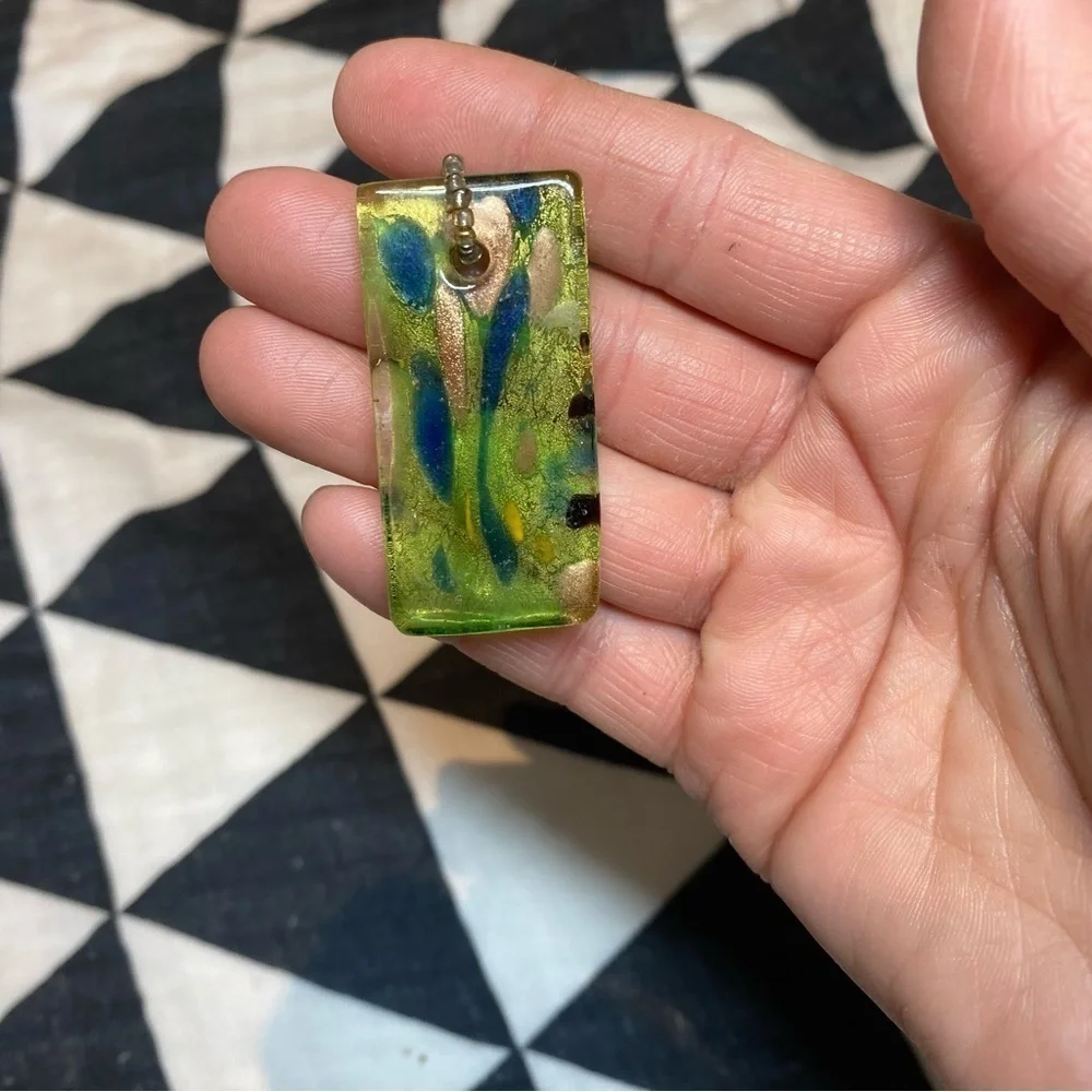 Green Glass Beaded Pendant Necklace